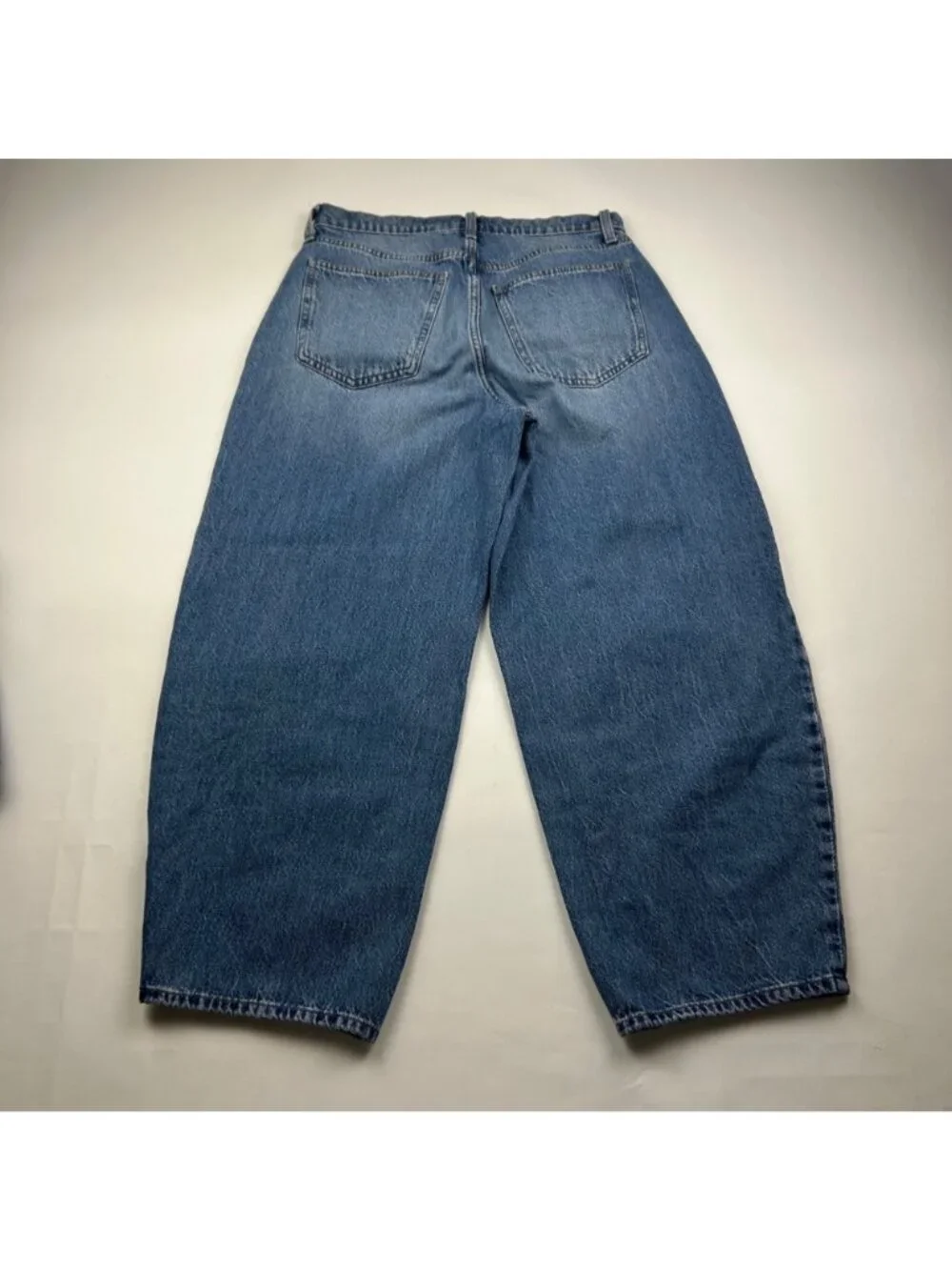 Universal Thread Blue Denim High Rise Easy Barrel Leg Jeans 8